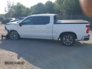 ✅ 2020 Chevrolet Silverado 1500 RST • VIN: 1GCUYEED5LZ191904 • Lot: 42800163. Wystawiony na IAAI z przebiegiem Nie podano. Bezpłatny archiwum sprzedaży aukcyjnych z USA i szczegółowy raport historii pojazdu na DreamBid. Zdjęcie 15.