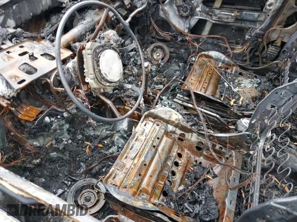 ✅ 1996 Nissan Sentra XE • VIN: 3N1AB41D8TL023592 • Lot: 83434994. Listed on Copart with Not provided. Free auction sales archive from the USA and detailed vehicle history report at DreamBid. Image 7.