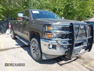 ✅ 2015 Chevrolet Silverado 2500HD LTZ • VIN: 1GC1KWEG8FF512327 • Lot: 43256058. Listed on IAAI with 251,802 mi. Free auction sales archive from the USA and detailed vehicle history report at DreamBid. Image 1.
