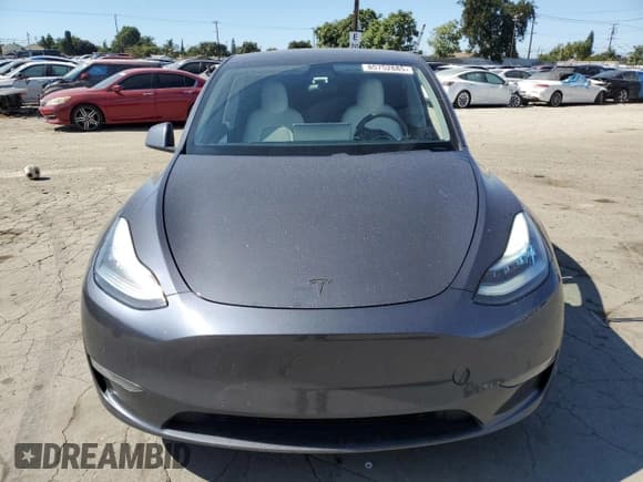 ✅ 2021 Tesla Model Y Long Range • VIN: 5YJYGDEE0MF065951 • Lot: 85752685. Wystawiony na Copart z przebiegiem 53 232 mil. Bezpłatny archiwum sprzedaży aukcyjnych z USA i szczegółowy raport historii pojazdu na DreamBid. Zdjęcie 5.