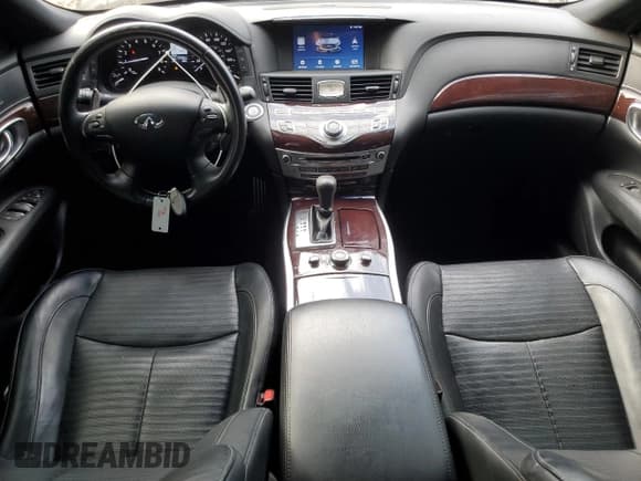 ✅ 2015 Infiniti Q70 • VIN: JN1BY1AP0FM541153 • Лот: 80113135. Опубликован ранее на Copart с пробегом 91 020 миль. Бесплатный доступ к архиву аукционных продаж из США и подробный отчёт об истории автомобиля на DreamBid. Изображение 8.