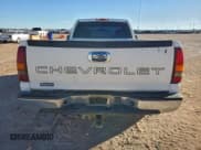 ✅ 1999 Chevrolet Silverado 1500 • VIN: 1GCEC14W2XE203065 • Лот: 93651525. Опубликован ранее на Copart с пробегом Не указан. Бесплатный доступ к архиву аукционных продаж из США и подробный отчёт об истории автомобиля на DreamBid. Изображение 6.
