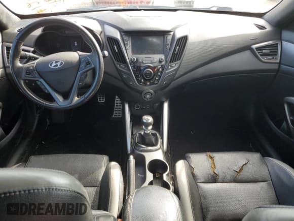 ✅ 2016 Hyundai Veloster Turbo Rally Edition • VIN: KMHTC6AEXGU299254 • Lot: 45601175. Listed on Copart with 81,096 mi. Free auction sales archive from the USA and detailed vehicle history report at DreamBid. Image 8.