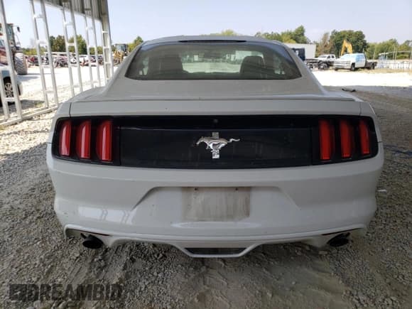 ✅ 2016 Ford Mustang V6 • VIN: 1FA6P8AM1G5224001 • Lot: 80468425. Listed on Copart with 92,429 mi. Free auction sales archive from the USA and detailed vehicle history report at DreamBid. Image 6.