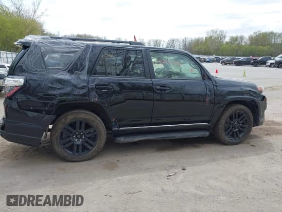 ✅ 2021 Toyota 4Runner Nightshade • VIN: JTEJU5JRXM5969778 • Lot: 42144276. Listed on IAAI with 66,037 mi. Free auction sales archive from the USA and detailed vehicle history report at DreamBid. Image 6.