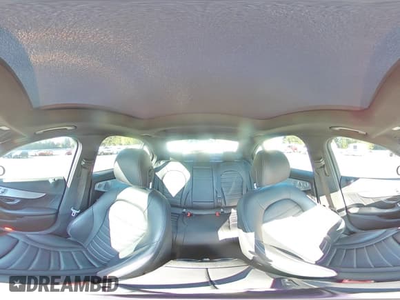 ✅ 2018 Mercedes-Benz C 43 AMG • VIN: 55SWF6EB9JU252062 • Lot: 81250995. Wystawiony na Copart z przebiegiem 42 060 mil. Bezpłatny archiwum sprzedaży aukcyjnych z USA i szczegółowy raport historii pojazdu na DreamBid. Zdjęcie 14.