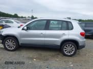 ✅ 2018 Volkswagen Tiguan • VIN: WVGBV7AXXJK001348 • Lot: 42783489. Listed on IAAI with 108,594 mi. Free auction sales archive from the USA and detailed vehicle history report at DreamBid. Image 15.