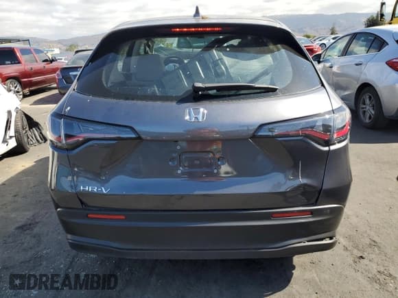 ✅ 2024 Honda HR-V LX • VIN: 3CZRZ1H31RM762422 • Lot: 82288135. Listed on Copart with Not provided. Free auction sales archive from the USA and detailed vehicle history report at DreamBid. Image 6.
