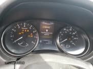 ✅ 2018 Nissan Rogue S • VIN: JN1BJ1CR1JW251469 • Lot: 82225455. Wystawiony na Copart z przebiegiem 93 404 mil. Bezpłatny archiwum sprzedaży aukcyjnych z USA i szczegółowy raport historii pojazdu na DreamBid. Zdjęcie 9.