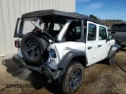 ✅ 2022 Jeep Wrangler Unlimited High Tide • VIN: 1C4HJXDG8NW224766 • Lot: 64814342. Listed on Copart with 5,598 mi. Free auction sales archive from the USA and detailed vehicle history report at DreamBid. Image 4.