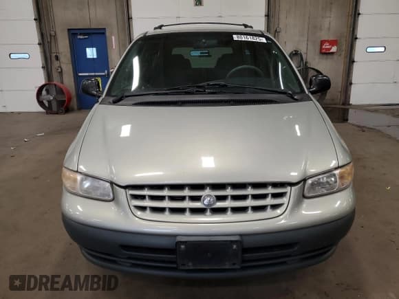 ✅ 2000 Plymouth Voyager Grand SE • VIN: 1P4GP44GXYB540198 • Lot: 80161825. Wystawiony na Copart z przebiegiem 167 210 mil. Bezpłatny archiwum sprzedaży aukcyjnych z USA i szczegółowy raport historii pojazdu na DreamBid. Zdjęcie 5.