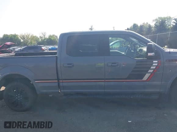 ✅ 2019 Ford F-150 XL • VIN: 1FTFW1E50KFB93463 • Лот: 42481565. Опубликован ранее на IAAI с пробегом 77 919 миль. Бесплатный доступ к архиву аукционных продаж из США и подробный отчёт об истории автомобиля на DreamBid. Изображение 13.