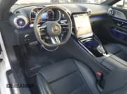 ✅ 2023 Mercedes-Benz SL 43 AMG • VIN: W1KVK5AB9PF020001 • Lot: 83231494. Wystawiony na Copart z przebiegiem 114 mil. Bezpłatny archiwum sprzedaży aukcyjnych z USA i szczegółowy raport historii pojazdu na DreamBid. Zdjęcie 8.