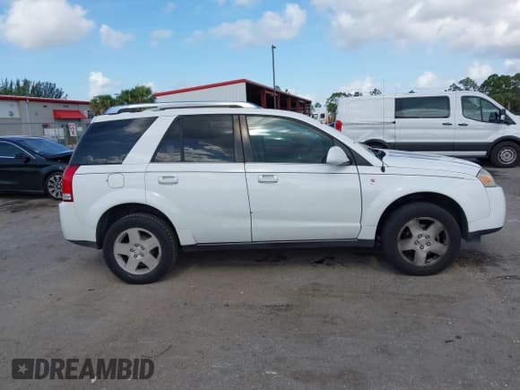 ✅ 2006 Saturn VUE • VIN: 5GZCZ53446S879075 • Lot: 42504308. Wystawiony na IAAI z przebiegiem 212 972 mil. Bezpłatny archiwum sprzedaży aukcyjnych z USA i szczegółowy raport historii pojazdu na DreamBid. Zdjęcie 13.