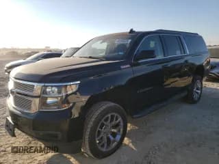 ✅ 2015 Chevrolet Suburban LS • VIN: 1GNSCHEC9FR585125 • Лот: 89390825. Опубликован ранее на Copart с пробегом 104 180 миль. Бесплатный доступ к архиву аукционных продаж из США и подробный отчёт об истории автомобиля на DreamBid. Изображение 1.