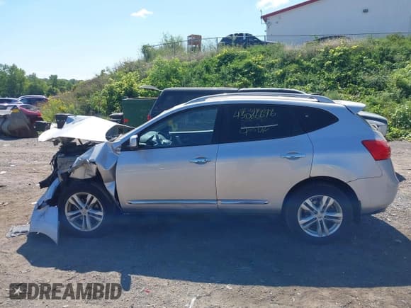 ✅ 2012 Nissan Rogue S • VIN: JN8AS5MV1CW706644 • Лот: 43086696. Опубликован ранее на IAAI с пробегом 159 091 миль. Бесплатный доступ к архиву аукционных продаж из США и подробный отчёт об истории автомобиля на DreamBid. Изображение 14.
