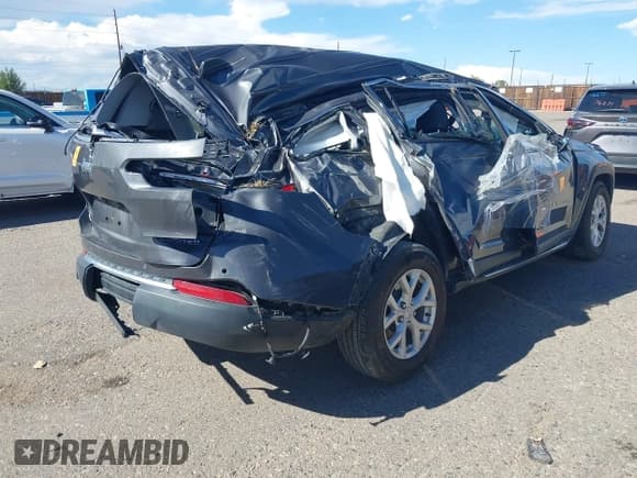 ✅ 2023 Jeep Grand Cherokee Limited • VIN: 1C4RJKBG1P8713530 • Lot: 43125961. Listed on IAAI with Not provided. Free auction sales archive from the USA and detailed vehicle history report at DreamBid. Image 4.