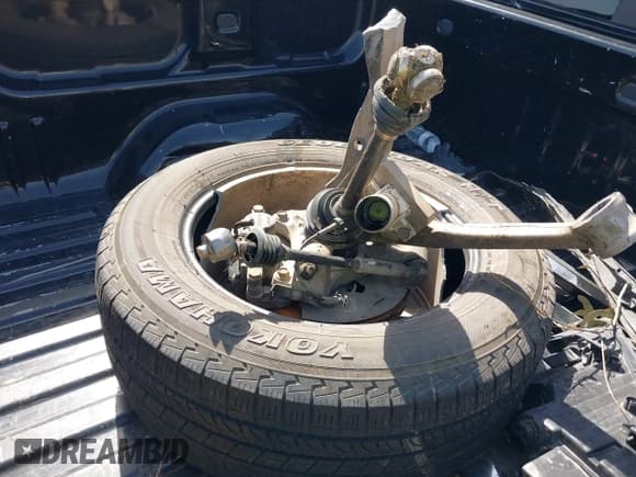 ✅ 2014 Chevrolet Silverado 1500 LT • VIN: 3GCUKREH8EG210945 • Lot: 41718435. Wystawiony na IAAI z przebiegiem 106 320 mil. Bezpłatny archiwum sprzedaży aukcyjnych z USA i szczegółowy raport historii pojazdu na DreamBid. Zdjęcie 11.