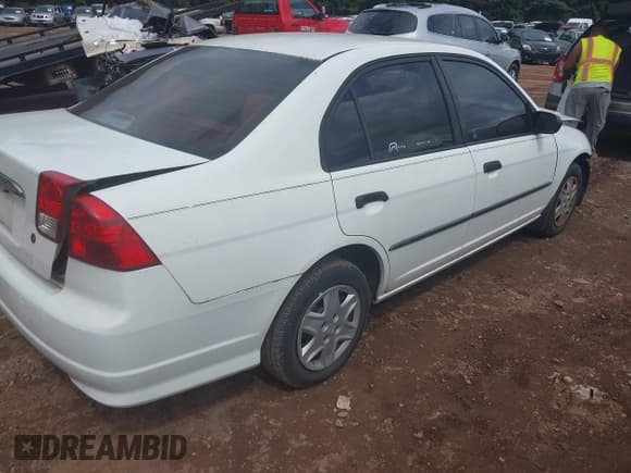✅ 2004 Honda Civic VP • VIN: 1HGES16364L007256 • Лот: 42993533. Опубликован ранее на IAAI с пробегом 163 391 миль. Бесплатный доступ к архиву аукционных продаж из США и подробный отчёт об истории автомобиля на DreamBid. Изображение 4.