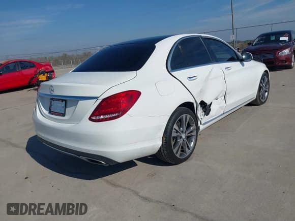 ✅ 2017 Mercedes-Benz C 300 • VIN: 55SWF4KB6HU205610 • Lot: 41074634. Listed on IAAI with 123,886 mi. Free auction sales archive from the USA and detailed vehicle history report at DreamBid. Image 4.