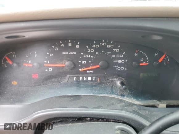 ✅ 2006 Ford Econoline Passenger XL • VIN: 1FBNE31L56HA16906 • Lot: 55937755. Listed on Copart with 216,416 mi. Free auction sales archive from the USA and detailed vehicle history report at DreamBid. Image 9.