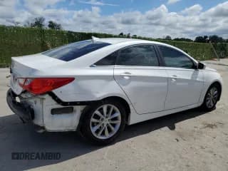 ✅ 2014 Hyundai Sonata GLS • VIN: 5NPEB4AC5EH913931 • Lot: 58770124. Listed on Copart with 153,483 mi. Free auction sales archive from the USA and detailed vehicle history report at DreamBid. Image 3.