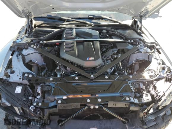 ✅ 2025 BMW M4 Competition xDrive • VIN: WBS33HK02SCS29869 • Lot: 90341885. Wystawiony na Copart z przebiegiem 5 122 mil. Bezpłatny archiwum sprzedaży aukcyjnych z USA i szczegółowy raport historii pojazdu na DreamBid. Zdjęcie 11.