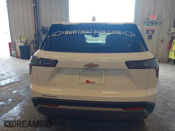 ✅ 2026 Chevrolet Equinox FWD LT • VIN: 3GNAXHEG0TL104474 • Lot: 43293298. Wystawiony na IAAI z przebiegiem 2 130 mil. Bezpłatny archiwum sprzedaży aukcyjnych z USA i szczegółowy raport historii pojazdu na DreamBid. Zdjęcie 16.