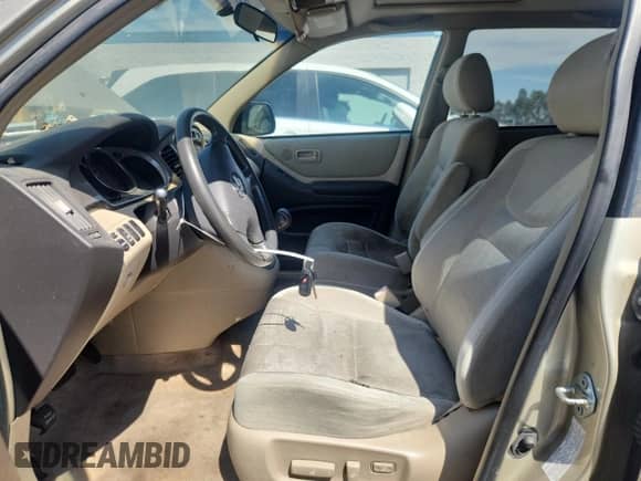 2001 Toyota Highlander с VIN JTEGF21A310007070, выставлен на аукционе Copart как лот 69781195 с пробегом 188 074 миль миль и На запчасти • Non repairable. История ставок и продаж доступна на DreamBid. Изображение 7.