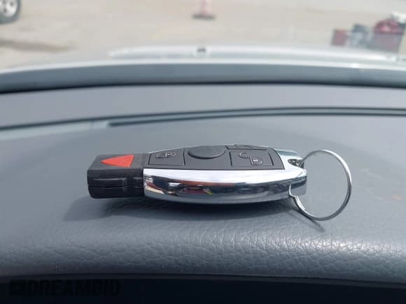 ✅ 2001 Mercedes-Benz S 320/430/500 • VIN: WDBNG75J11A193426 • Lot: 42499393. Listed on IAAI with Not provided. Free auction sales archive from the USA and detailed vehicle history report at DreamBid. Image 11.