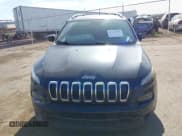 ✅ 2016 Jeep Cherokee Latitude • VIN: 1C4PJMCS7GW144460 • Lot: 40692482. Wystawiony na IAAI z przebiegiem 100 450 mil. Bezpłatny archiwum sprzedaży aukcyjnych z USA i szczegółowy raport historii pojazdu na DreamBid. Zdjęcie 12.