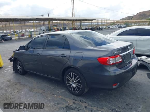 ✅ 2011 Toyota Corolla L • VIN: JTDBU4EE4B9154458 • Lot: 43438917. Listed on IAAI with 148,367 mi. Free auction sales archive from the USA and detailed vehicle history report at DreamBid. Image 3.