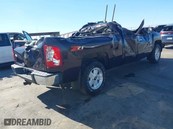 ✅ 2008 Chevrolet Silverado 1500 1LT • VIN: 2GCEC19J281121787 • Lot: 41859926. Listed on IAAI with Not provided. Free auction sales archive from the USA and detailed vehicle history report at DreamBid. Image 4.
