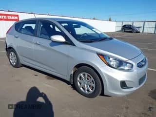 2013 Hyundai Accent GS с VIN KMHCT5AE0DU063430, выставлен на аукционе IAAI как лот 43438230 с пробегом 160 252 миль миль и . История ставок и продаж доступна на DreamBid. Изображение 1.