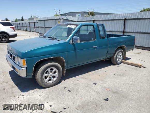 ✅ 1996 Nissan Frontier XE • VIN: 1N6SD16S1TC374614 • Лот: 59817275. Опубликован ранее на Copart с пробегом 275 602 миль. Бесплатный доступ к архиву аукционных продаж из США и подробный отчёт об истории автомобиля на DreamBid. Изображение 1.