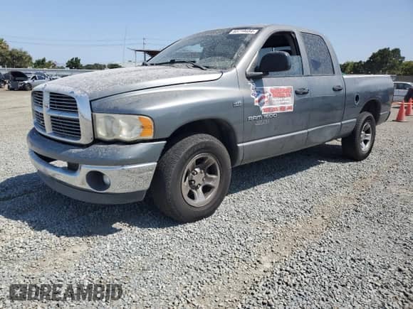 2005 Dodge 1500 SLT с VIN 1D7HA18D15S311841, выставлен на аукционе Copart как лот 63719454 с пробегом 224 521 миль миль и Списание • Salvage title. История ставок и продаж доступна на DreamBid. Изображение 1.