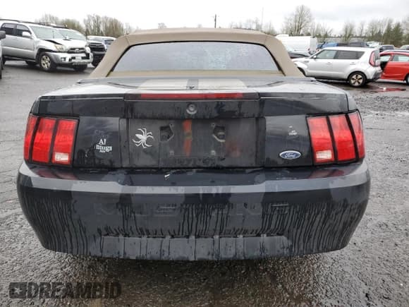 ✅ 2004 Ford Mustang Deluxe • VIN: 1FAFP44454F122839 • Lot: 45576585. Listed on Copart with 154,049 mi. Free auction sales archive from the USA and detailed vehicle history report at DreamBid. Image 6.