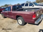 ✅ 2000 Dodge Dakota • VIN: 1B7GL22X6YS775995 • Lot: 89213825. Wystawiony na Copart z przebiegiem 225 325 mil. Bezpłatny archiwum sprzedaży aukcyjnych z USA i szczegółowy raport historii pojazdu na DreamBid. Zdjęcie 2.