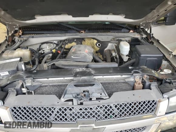 ✅ 2004 Chevrolet Silverado 2500HD Work Truck • VIN: 1GCHK24U24E201302 • Лот: 90132995. Опубликован ранее на Copart с пробегом Не указан. Бесплатный доступ к архиву аукционных продаж из США и подробный отчёт об истории автомобиля на DreamBid. Изображение 11.