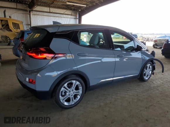 ✅ 2020 Chevrolet Bolt EV LT • VIN: 1G1FY6S03L4141315 • Lot: 49989565. Wystawiony na Copart z przebiegiem 53 314 mil. Bezpłatny archiwum sprzedaży aukcyjnych z USA i szczegółowy raport historii pojazdu na DreamBid. Zdjęcie 3.