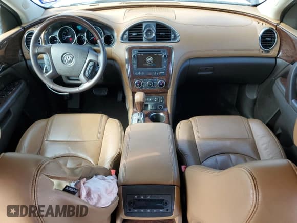 ✅ 2016 Buick Enclave Leather • VIN: 5GAKRBKD1GJ137061 • Лот: 82705185. Опубликован ранее на Copart с пробегом 82 942 миль. Бесплатный доступ к архиву аукционных продаж из США и подробный отчёт об истории автомобиля на DreamBid. Изображение 8.