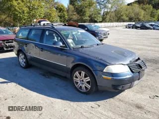 ✅ 2005 Volkswagen Passat GLX • VIN: WVWYU63BX5E102360 • Lot: 74387894. Listed on Copart with 237,625 mi. Free auction sales archive from the USA and detailed vehicle history report at DreamBid. Image 4.