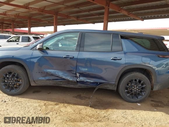 ✅ 2024 Chevrolet Traverse FWD LS • VIN: 1GNEREKS5RJ213399 • Lot: 43613289. Listed on IAAI with 13,150 mi. Free auction sales archive from the USA and detailed vehicle history report at DreamBid. Image 6.