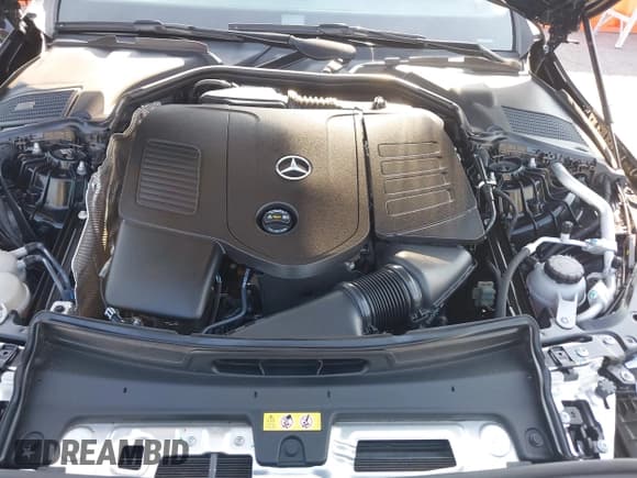 ✅ 2022 Mercedes-Benz C 300 • VIN: W1KAF4GB5NR015099 • Lot: 42750808. Listed on IAAI with 29,961 mi. Free auction sales archive from the USA and detailed vehicle history report at DreamBid. Image 10.