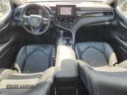 ✅ 2022 Toyota Camry SE • VIN: 4T1G11AK1NU062827 • Lot: 89730935. Wystawiony na Copart z przebiegiem 32 628 mil. Bezpłatny archiwum sprzedaży aukcyjnych z USA i szczegółowy raport historii pojazdu na DreamBid. Zdjęcie 8.