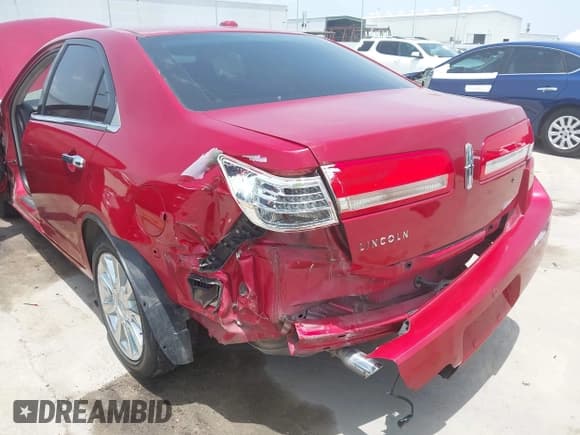 ✅ 2011 Lincoln MKZ • VIN: 3LNHL2GC4BR763708 • Lot: 42646782. Wystawiony na IAAI z przebiegiem 82 287 mil. Bezpłatny archiwum sprzedaży aukcyjnych z USA i szczegółowy raport historii pojazdu na DreamBid. Zdjęcie 6.