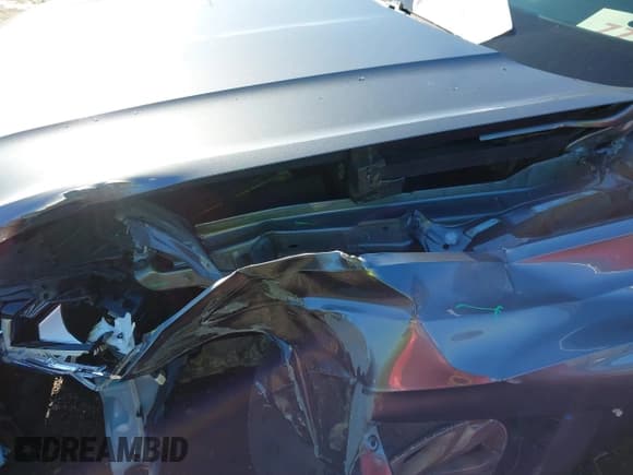 ✅ 2021 Volkswagen Atlas SE • VIN: 1V2WR2CA6MC553626 • Lot: 41188219. Wystawiony na IAAI z przebiegiem 83 000 mil. Bezpłatny archiwum sprzedaży aukcyjnych z USA i szczegółowy raport historii pojazdu na DreamBid. Zdjęcie 18.