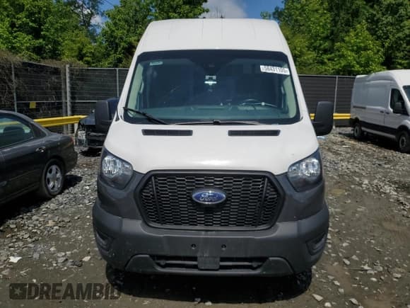 ✅ 2021 Ford Transit Cargo • VIN: 1FTBR1X82MKA08353 • Lot: 58431105. Listed on Copart with 100,195 mi. Free auction sales archive from the USA and detailed vehicle history report at DreamBid. Image 5.
