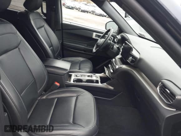 ✅ 2020 Ford Explorer XLT • VIN: 1FMSK8DH3LGA72402 • Лот: 43772414. Опубликован ранее на IAAI с пробегом 116 955 миль. Бесплатный доступ к архиву аукционных продаж из США и подробный отчёт об истории автомобиля на DreamBid. Изображение 5.