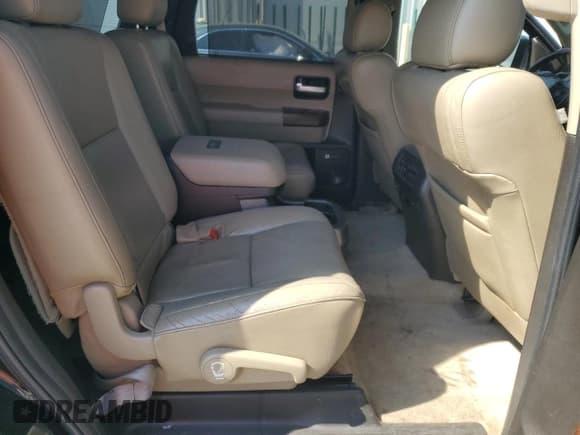 ✅ 2010 Toyota Sequoia Platinum • VIN: 5TDYY5G10AS030511 • Lot: 80838545. Wystawiony na Copart z przebiegiem 129 093 mil. Bezpłatny archiwum sprzedaży aukcyjnych z USA i szczegółowy raport historii pojazdu na DreamBid. Zdjęcie 11.